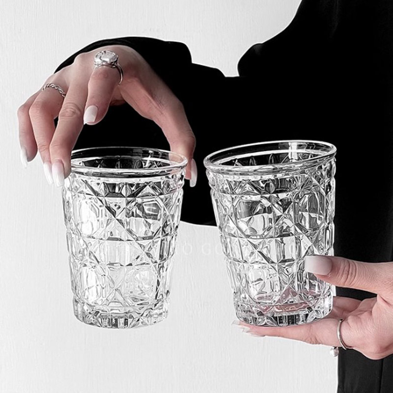 แก้วไวน์แบบตะวันตกลายเพชรแนววิ - Wine Beer Whiskey บทวิจารณ์และราคา